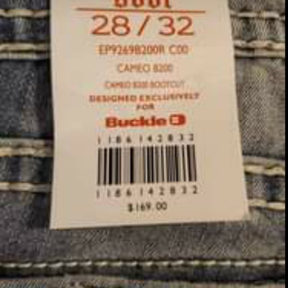 SOLD Rock Revival Cameo Boot 28x32